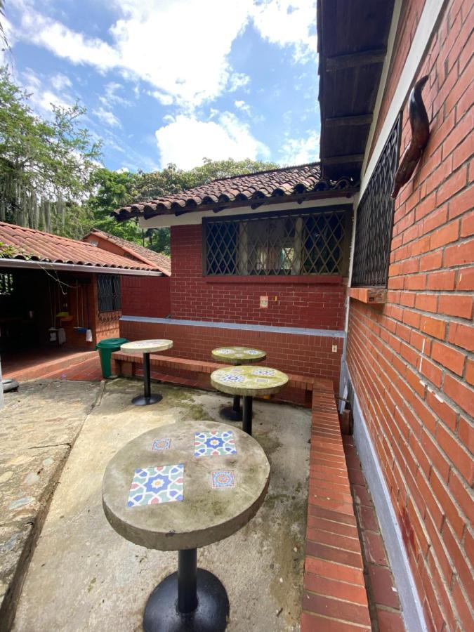 Finca Villa Chalet Del Rio Cali Farm Villa Chalet Cali River Eksteriør billede